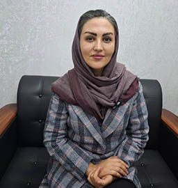 زهره صادقی